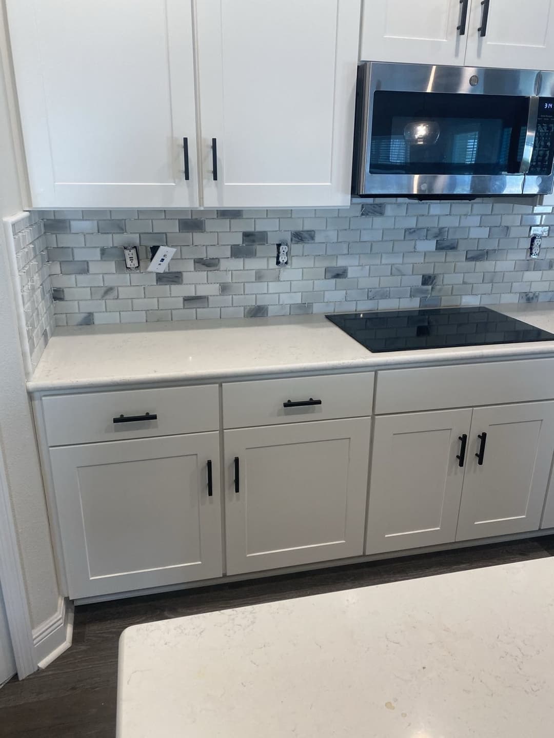 Kitchen photo 1